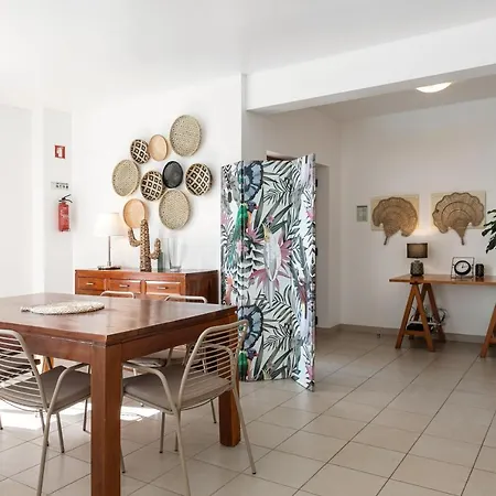 Lantana Villa